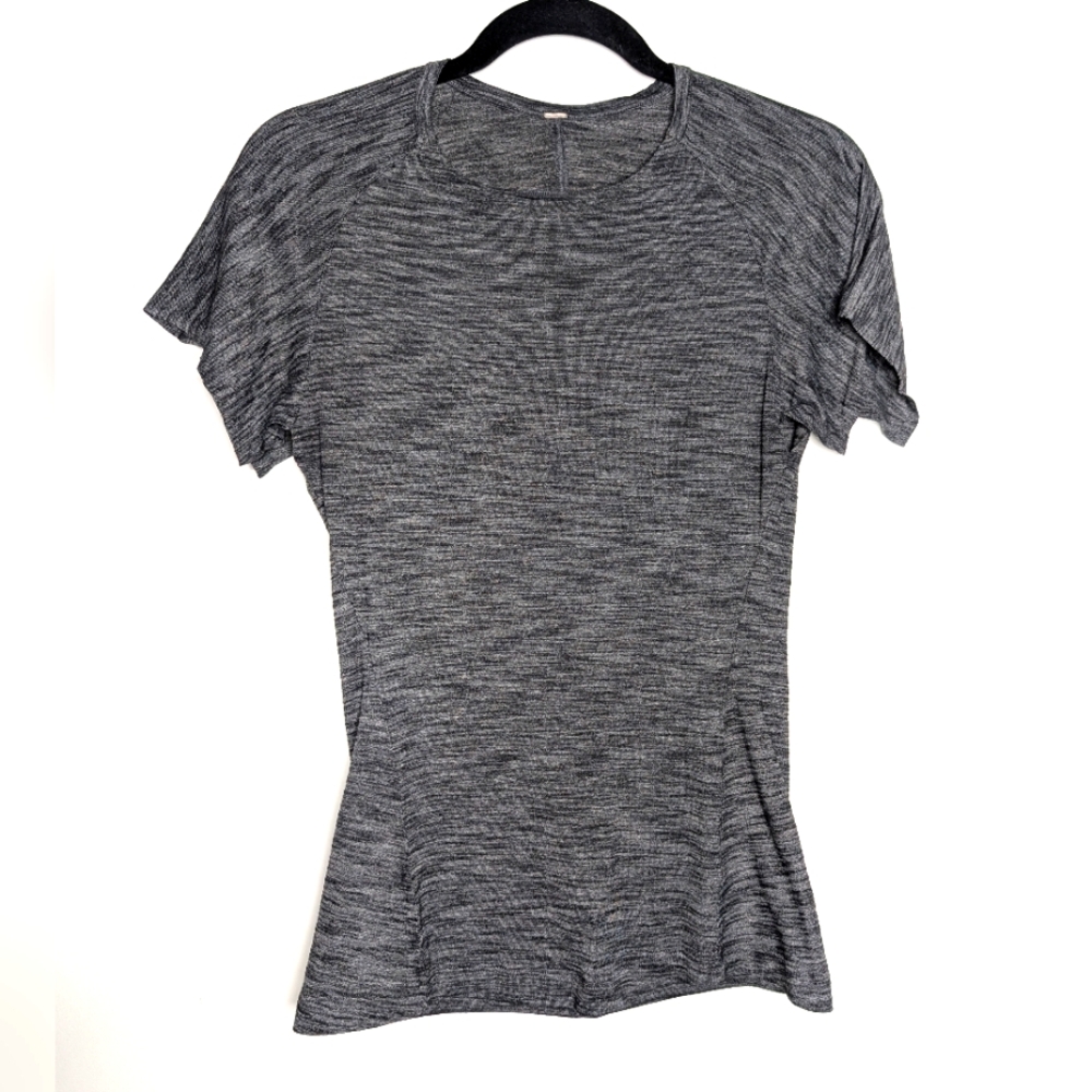 lululemon athletica Gray Short Sleeve Tee